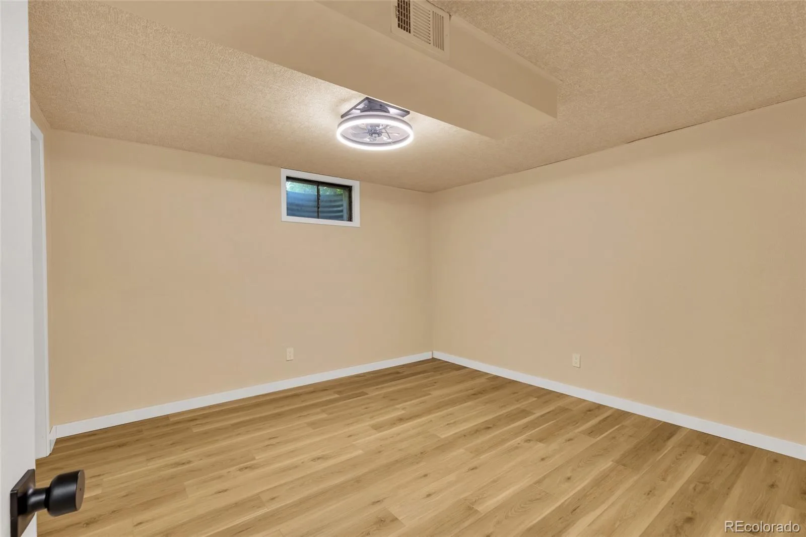 6679 W Louisiana Place Lakewood CO 80232 | MLS #REC9439058 08182026012323 1600 29