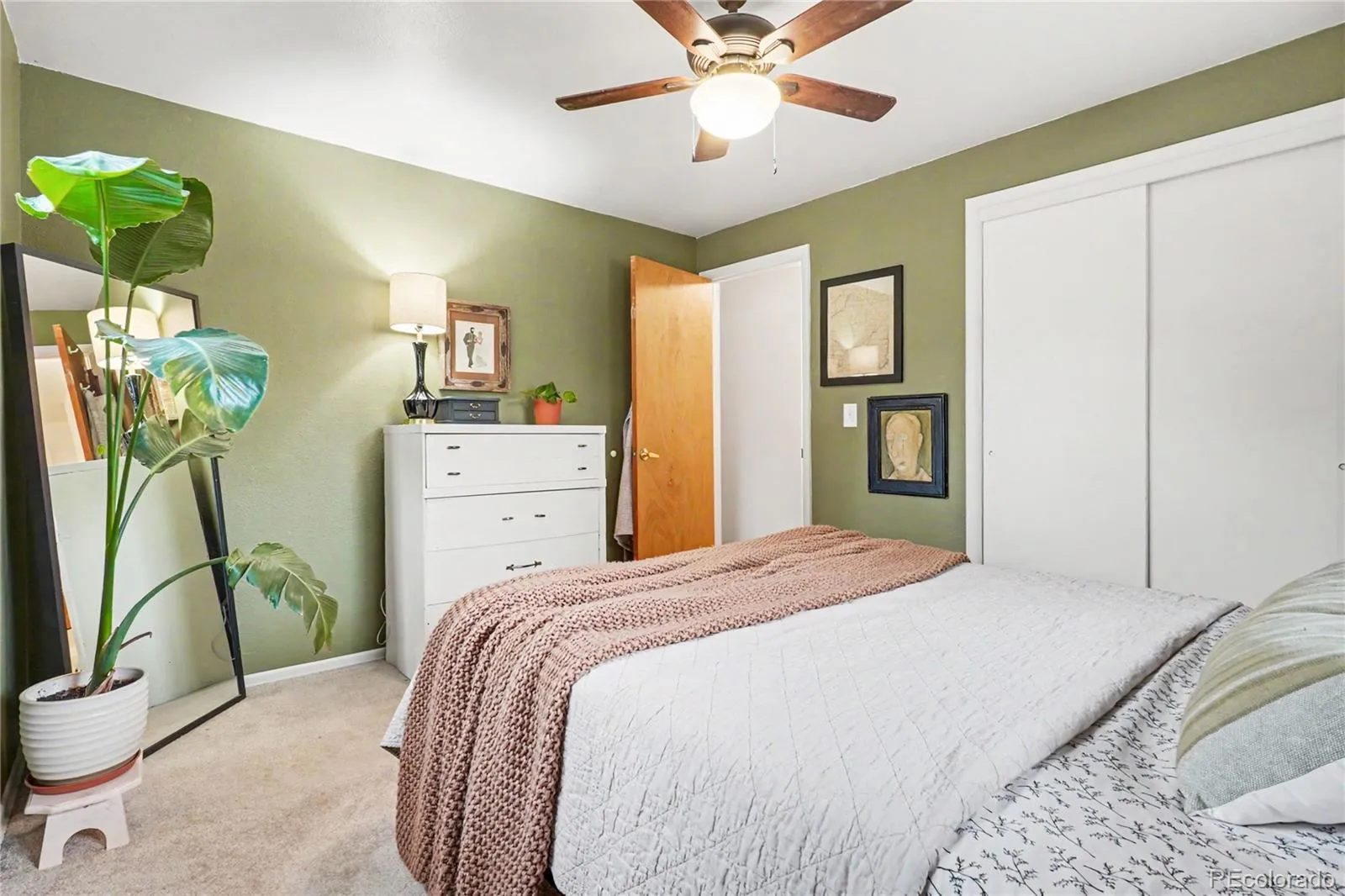 190 E Geddes Avenue Centennial CO 80122 MLS #REC9440078 05232026164910 1600 8