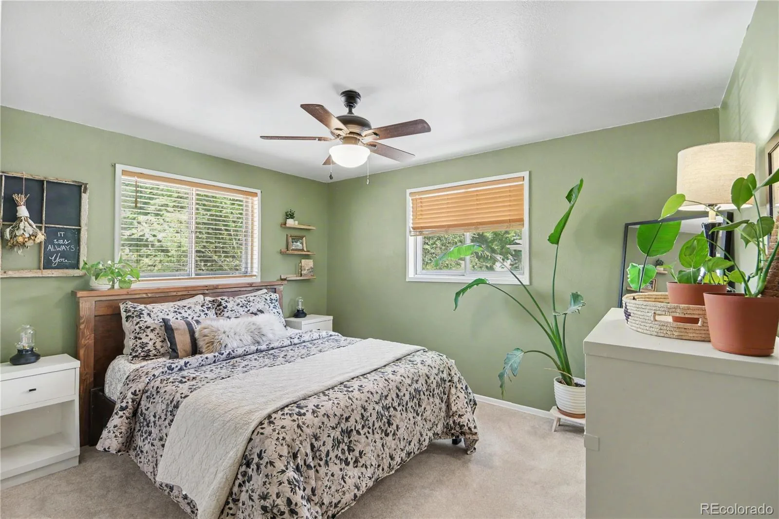 190 E Geddes Avenue Centennial CO 80122 | MLS #REC9440078 08102026185551 1600 1