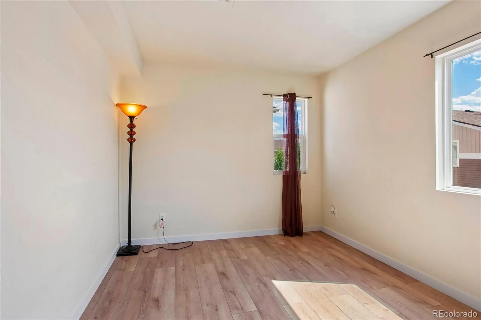 18634 E 45th Place Denver CO 80249 | MLS #REC9440389 07232026051341 1600 16