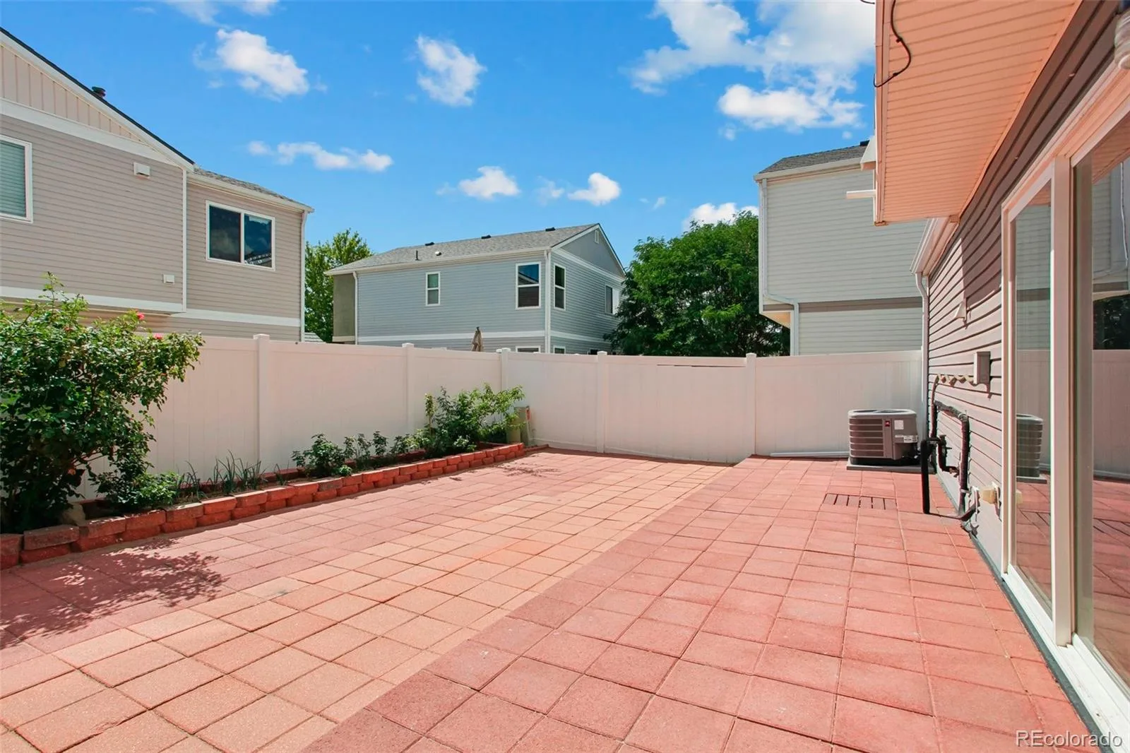 18634 E 45th Place Denver CO 80249 | MLS #REC9440389 07232026051341 1600 22