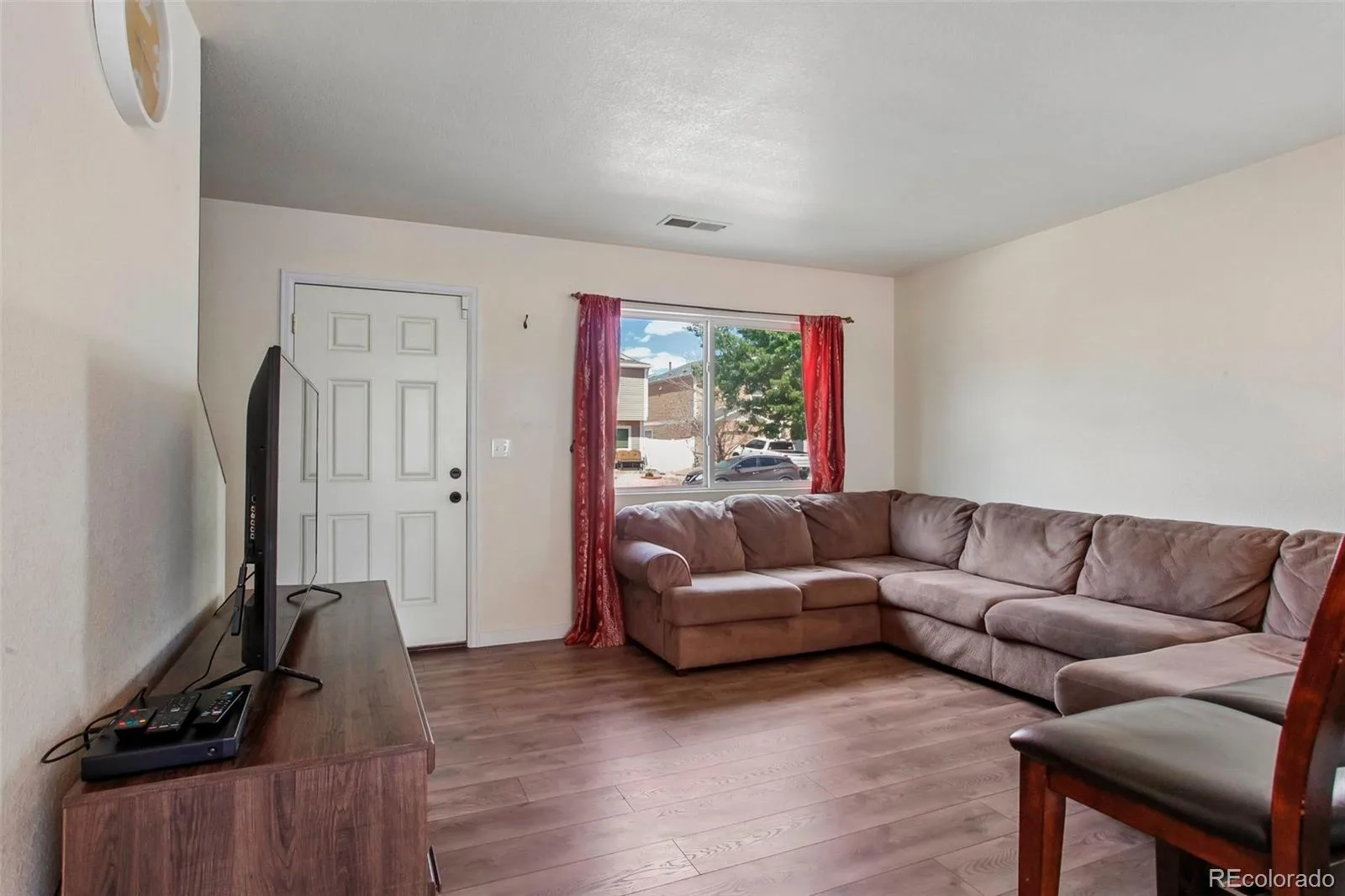 18634 E 45th Place Denver CO 80249 | MLS #REC9440389 07232026051341 1600 4