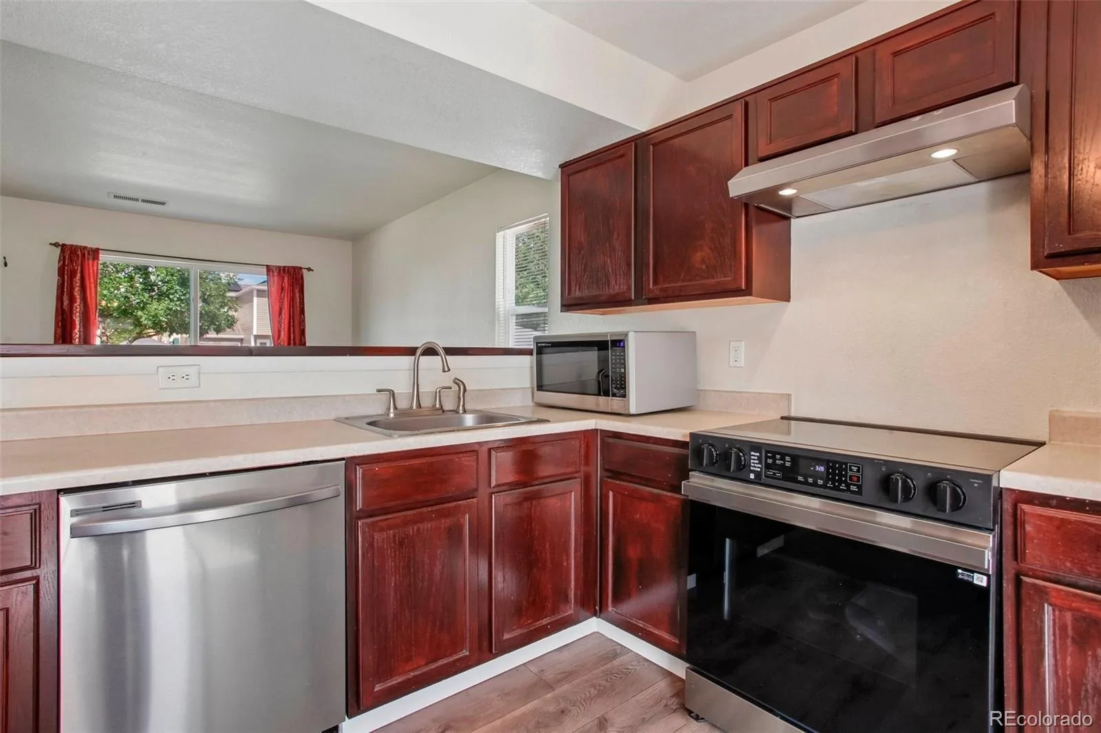 18634 E 45th Place Denver CO 80249 | MLS #REC9440389 07232026051341 1600 8