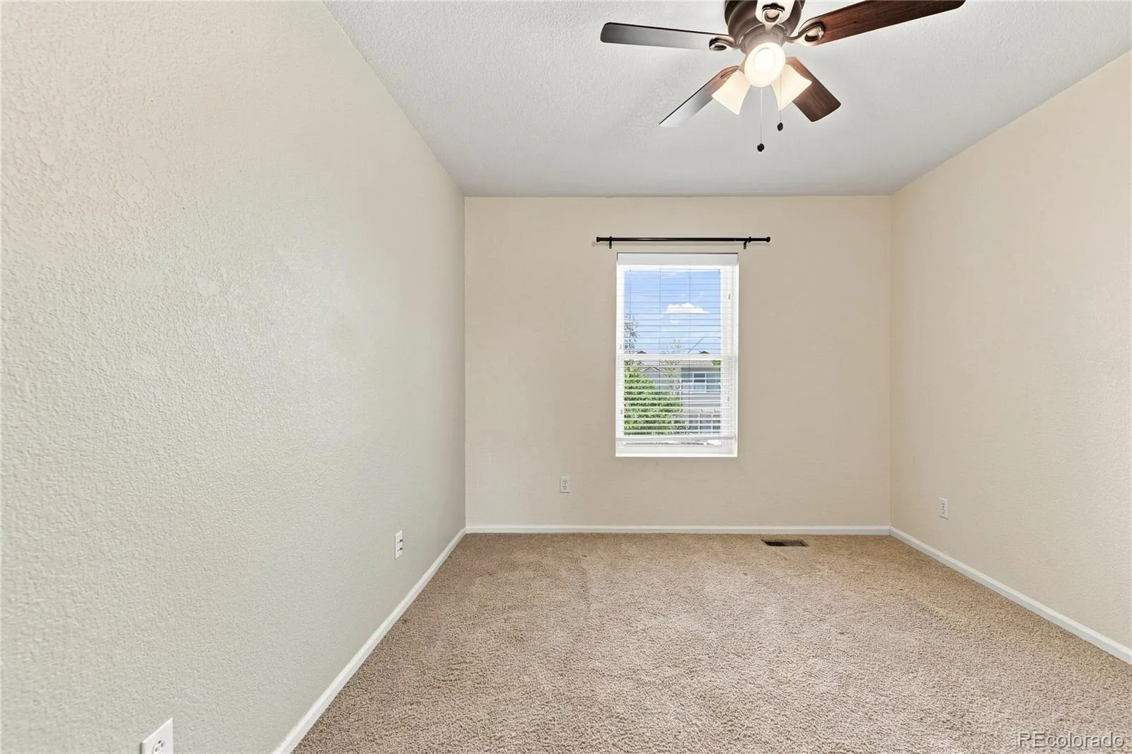 5565 Jericho Court Denver CO 80249 | MLS #REC9442034 08232026145413 1600 28