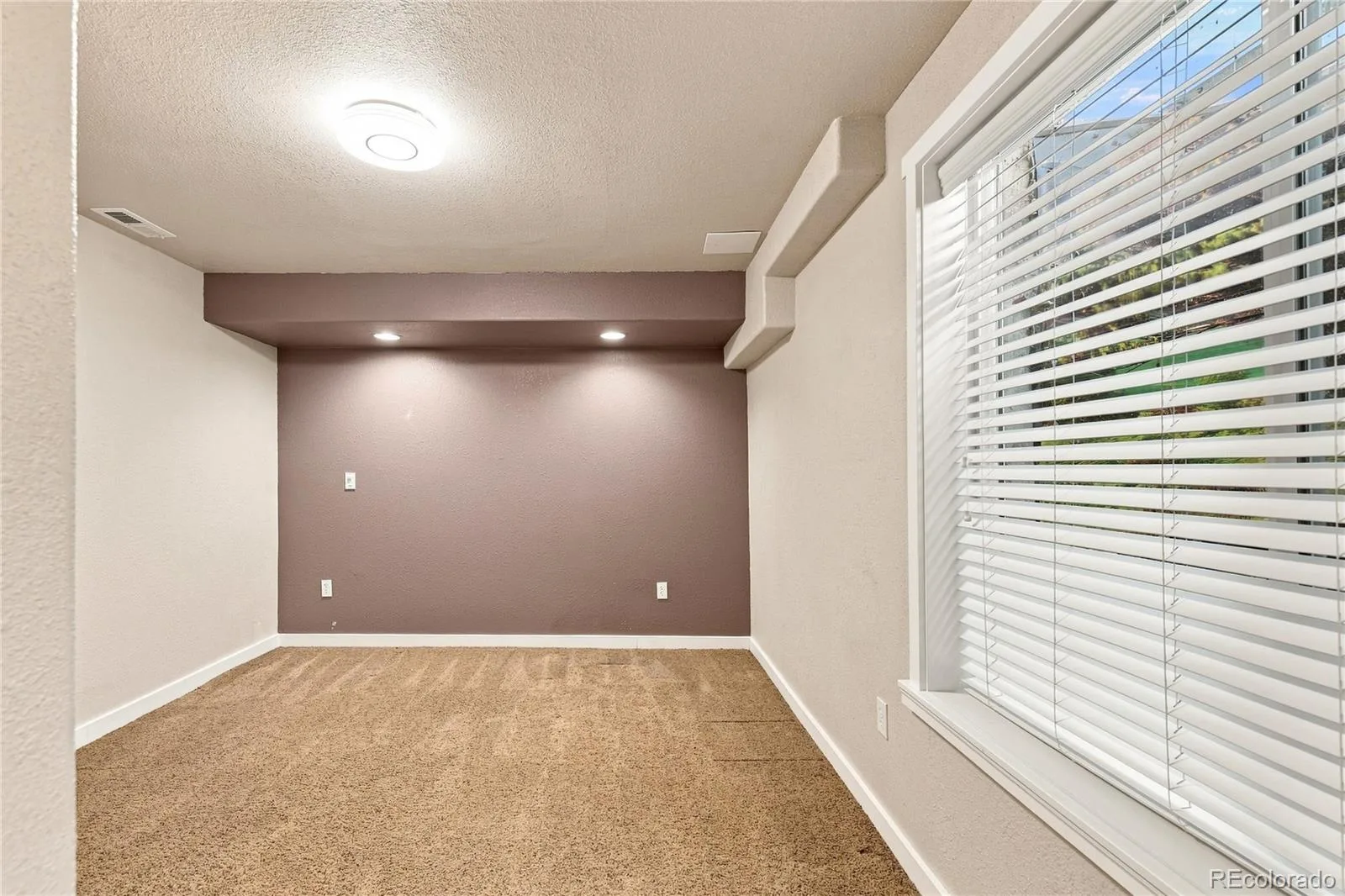 5565 Jericho Court Denver CO 80249 | MLS #REC9442034 08232026145413 1600 39