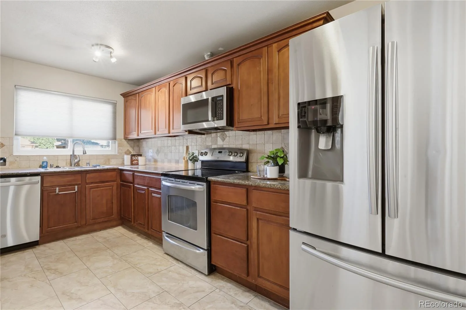 2870 Newport Street Denver CO 80207 MLS #REC9442268 06162026015541 1600 12