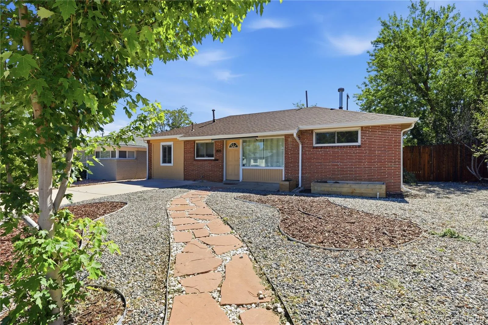 2870 Newport Street Denver CO 80207 MLS #REC9442268 06162026015541 1600 5