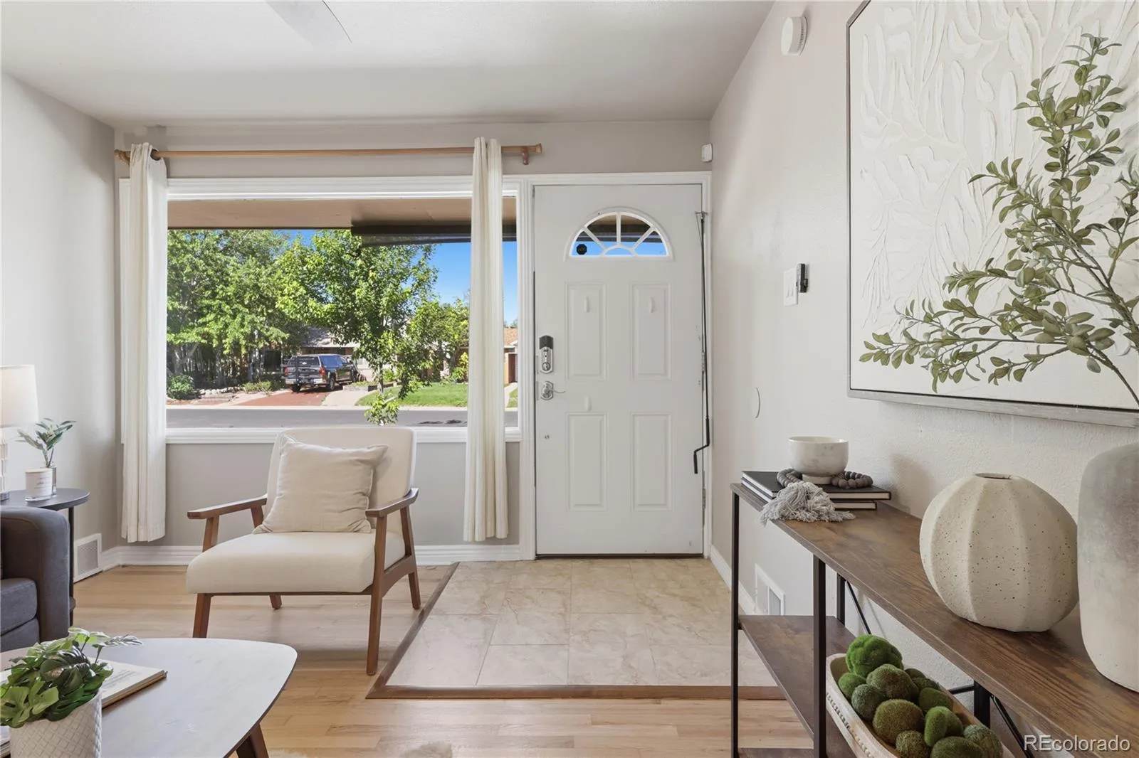 2870 Newport Street Denver CO 80207 MLS #REC9442268 06162026015541 1600 6