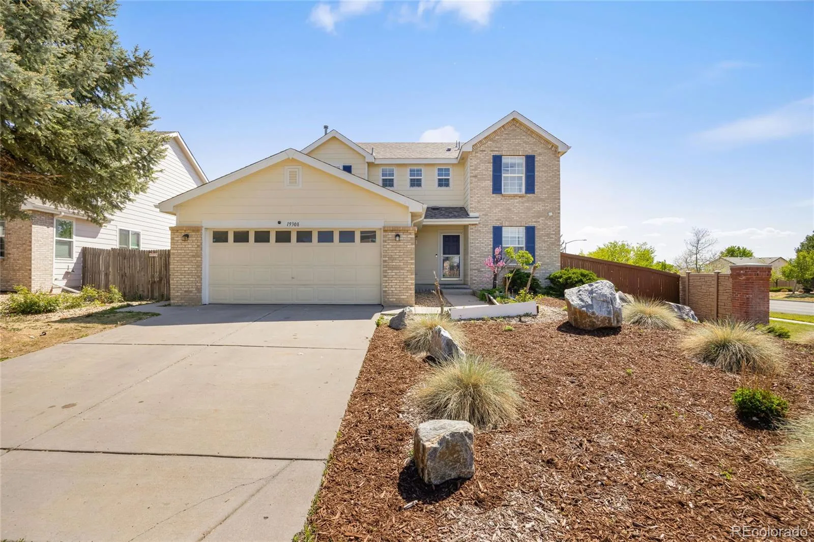 19308 E Dickenson Place Aurora CO 80013 MLS #REC9446035 05132026151112 1600 0