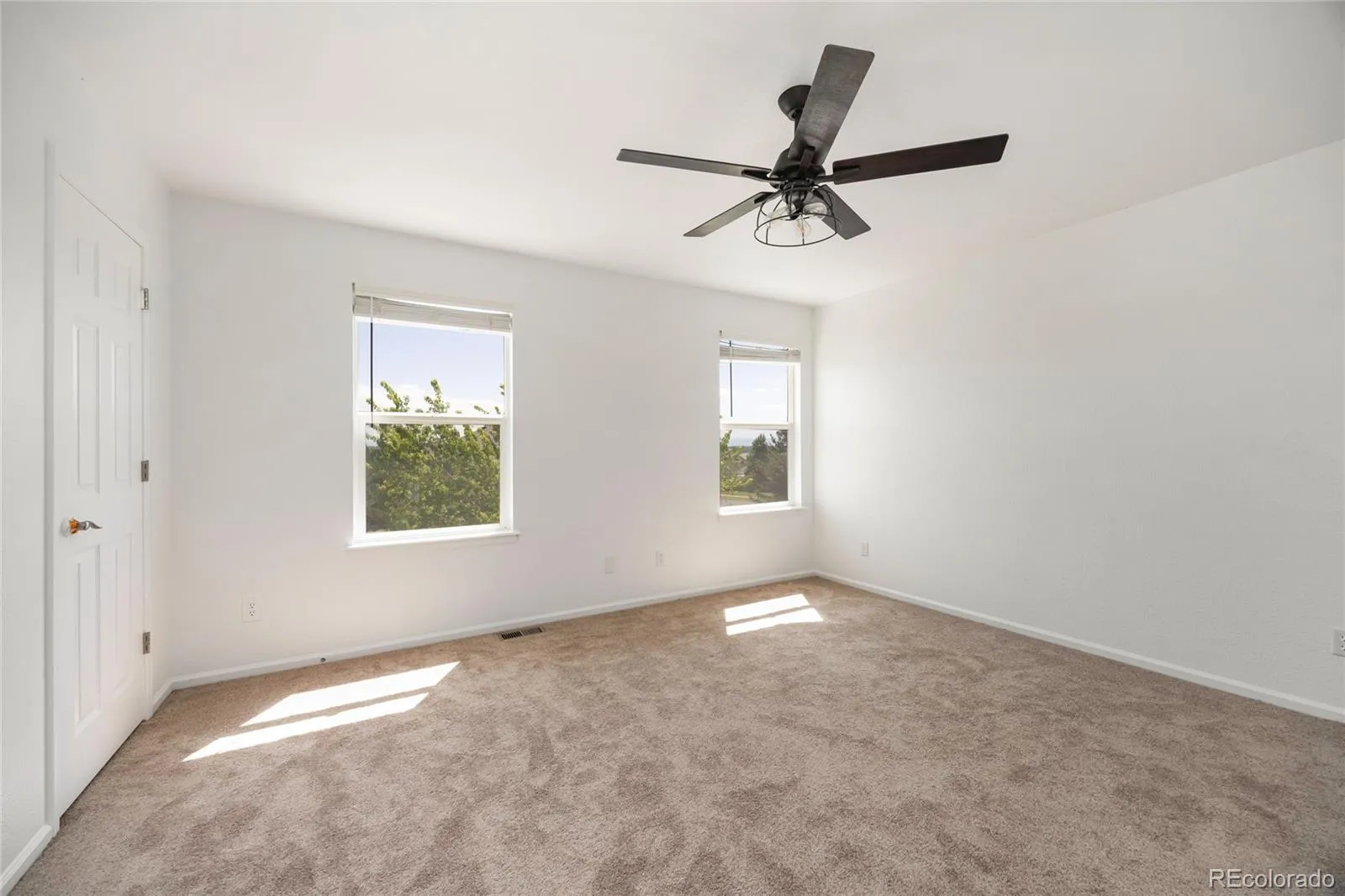 19308 E Dickenson Place Aurora CO 80013 MLS #REC9446035 05132026151112 1600 16