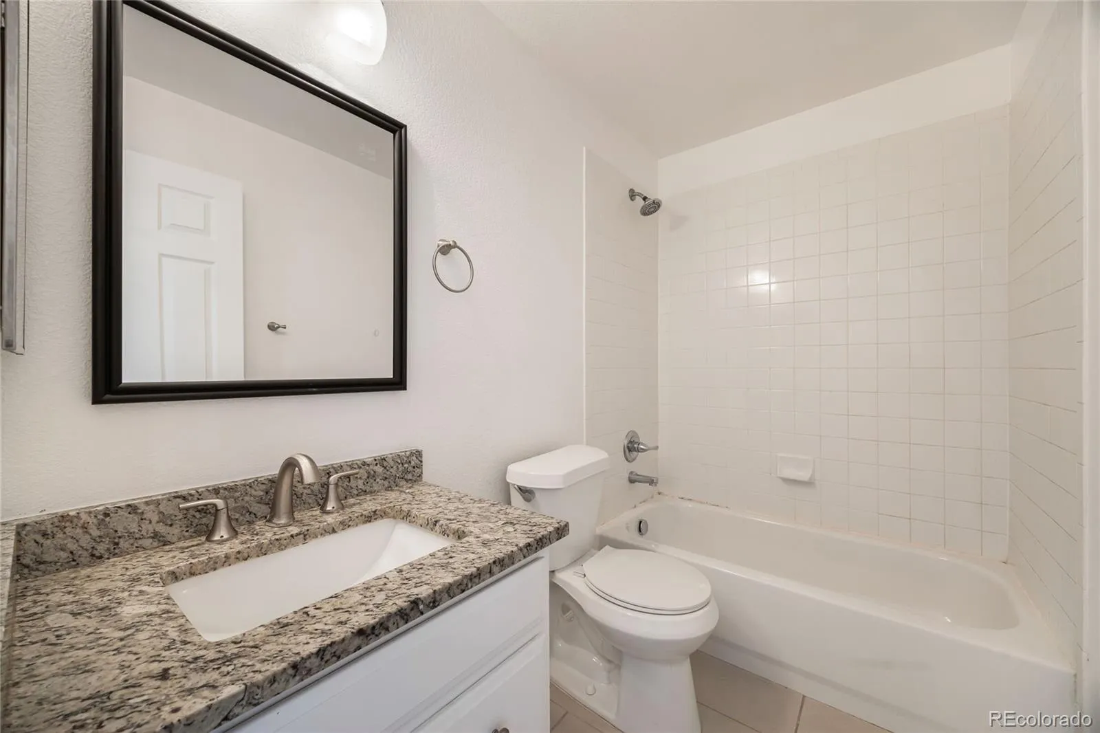 19308 E Dickenson Place Aurora CO 80013 MLS #REC9446035 05132026151112 1600 22