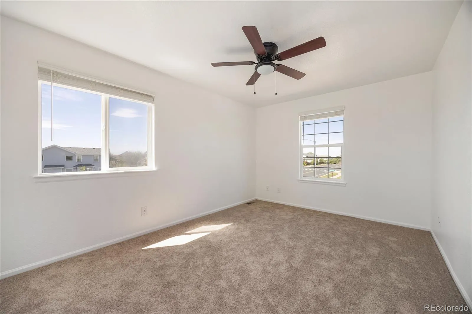 19308 E Dickenson Place Aurora CO 80013 MLS #REC9446035 05132026151112 1600 25