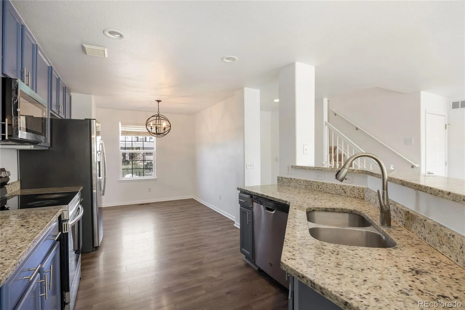 19308 E Dickenson Place Aurora CO 80013 MLS #REC9446035 05132026151112 1600 7