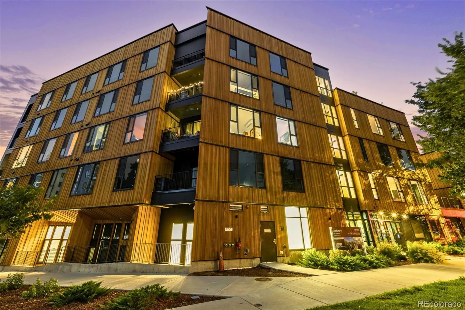 1601 Park Avenue #303 Denver CO 80218 MLS #REC9446850 05202026200633 1600 29