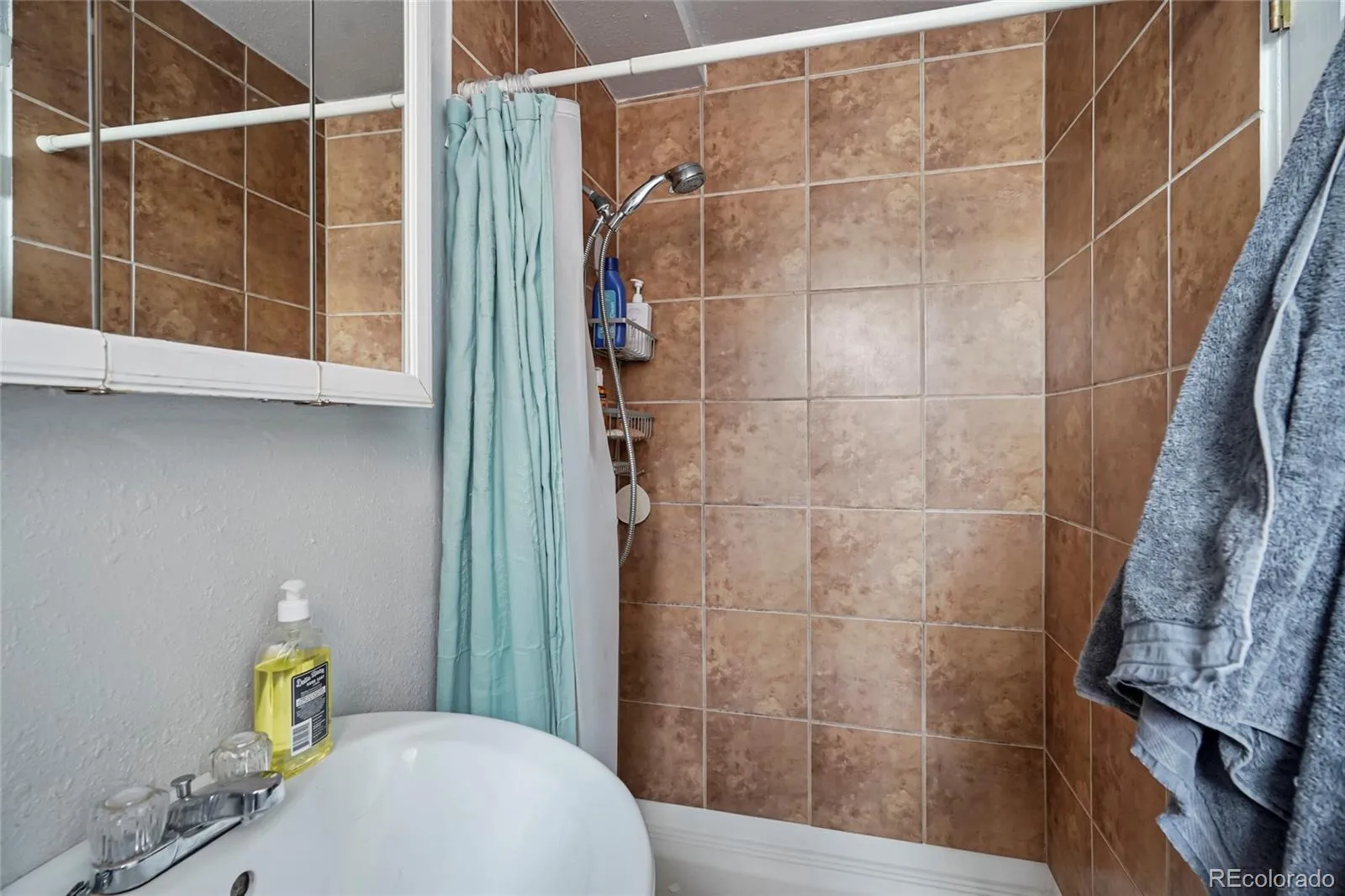 04112026010811 1600 11