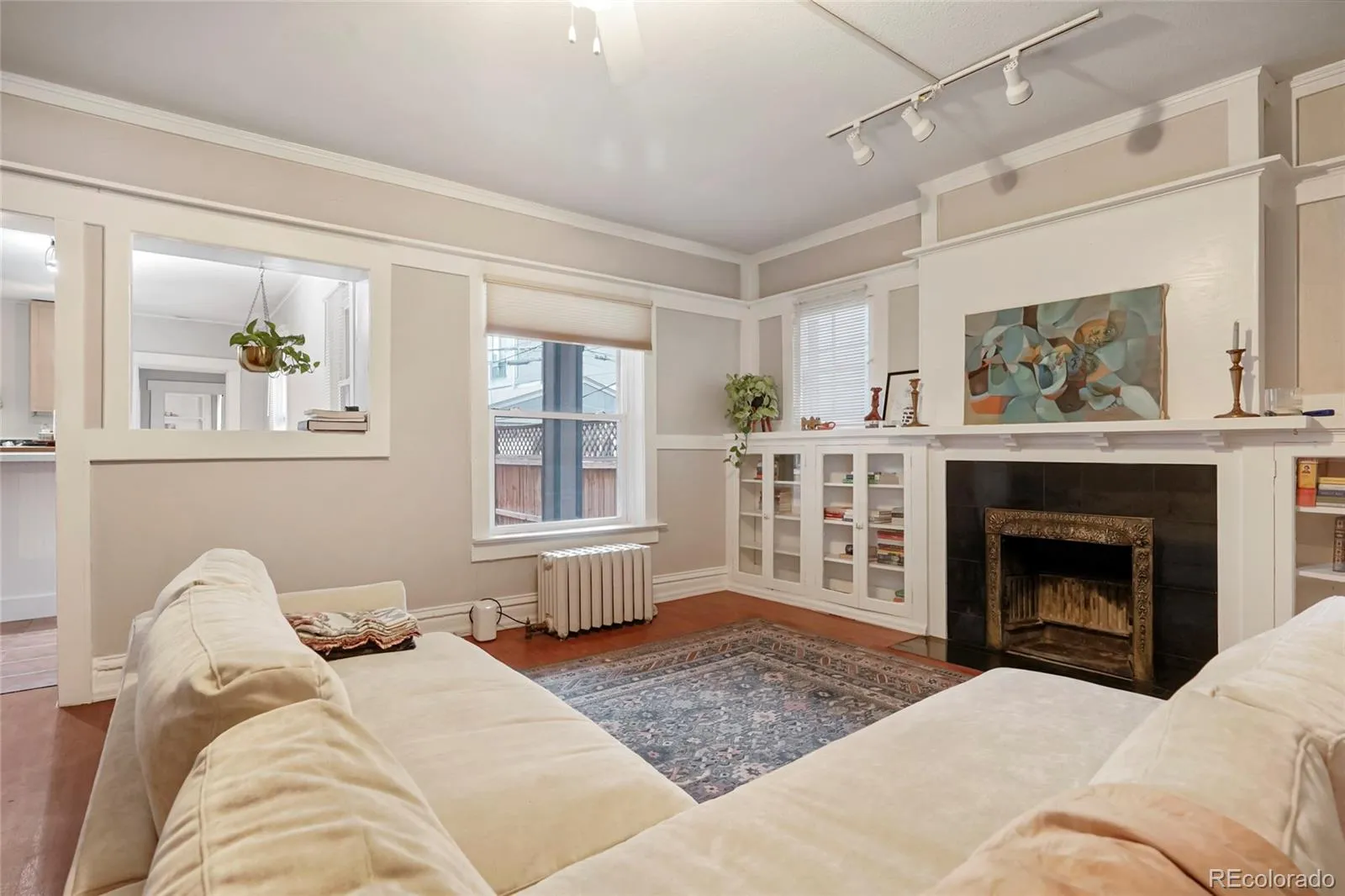 04112026010811 1600 12