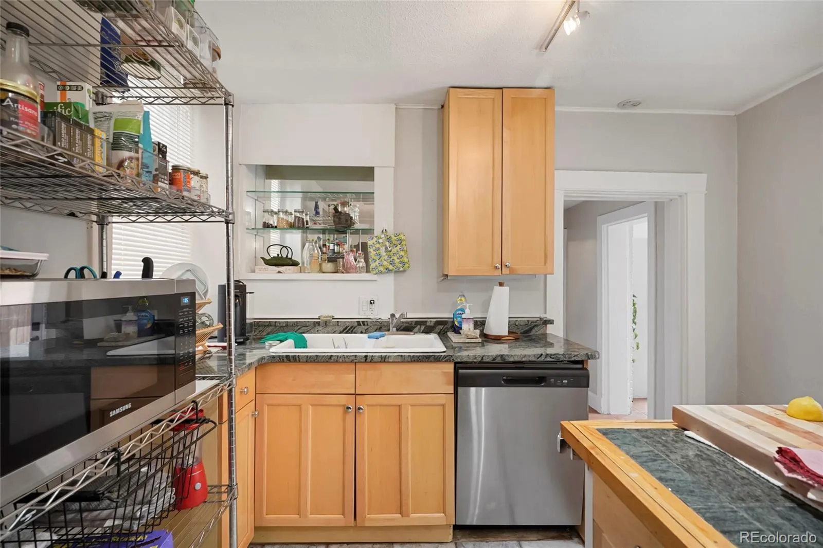 04112026010811 1600 15