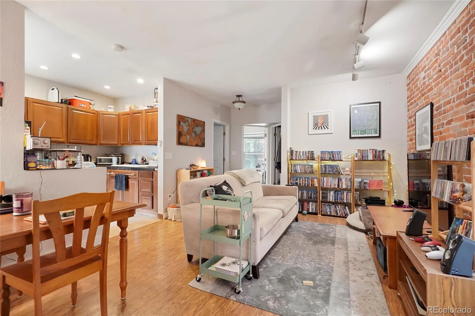 04112026010811 1600 4