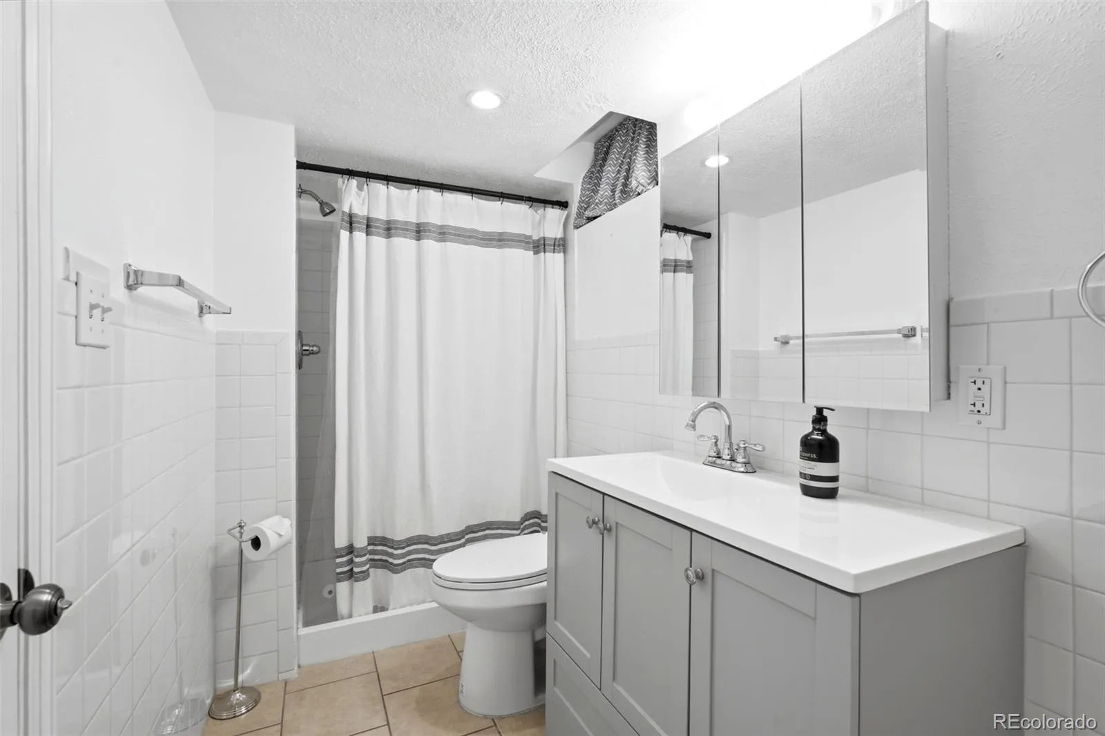 3115 N Steele Street Denver CO 80205 MLS #REC9449266 06112026173354 1600 32