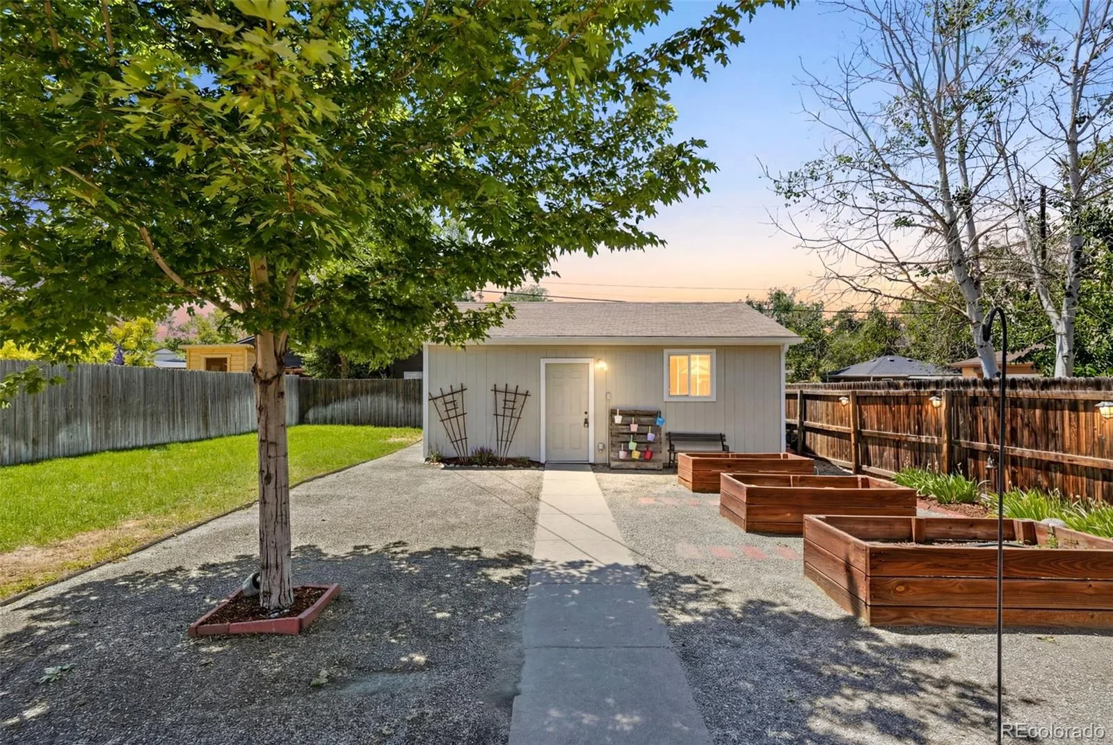3115 N Steele Street Denver CO 80205 MLS #REC9449266 06112026173354 1600 40