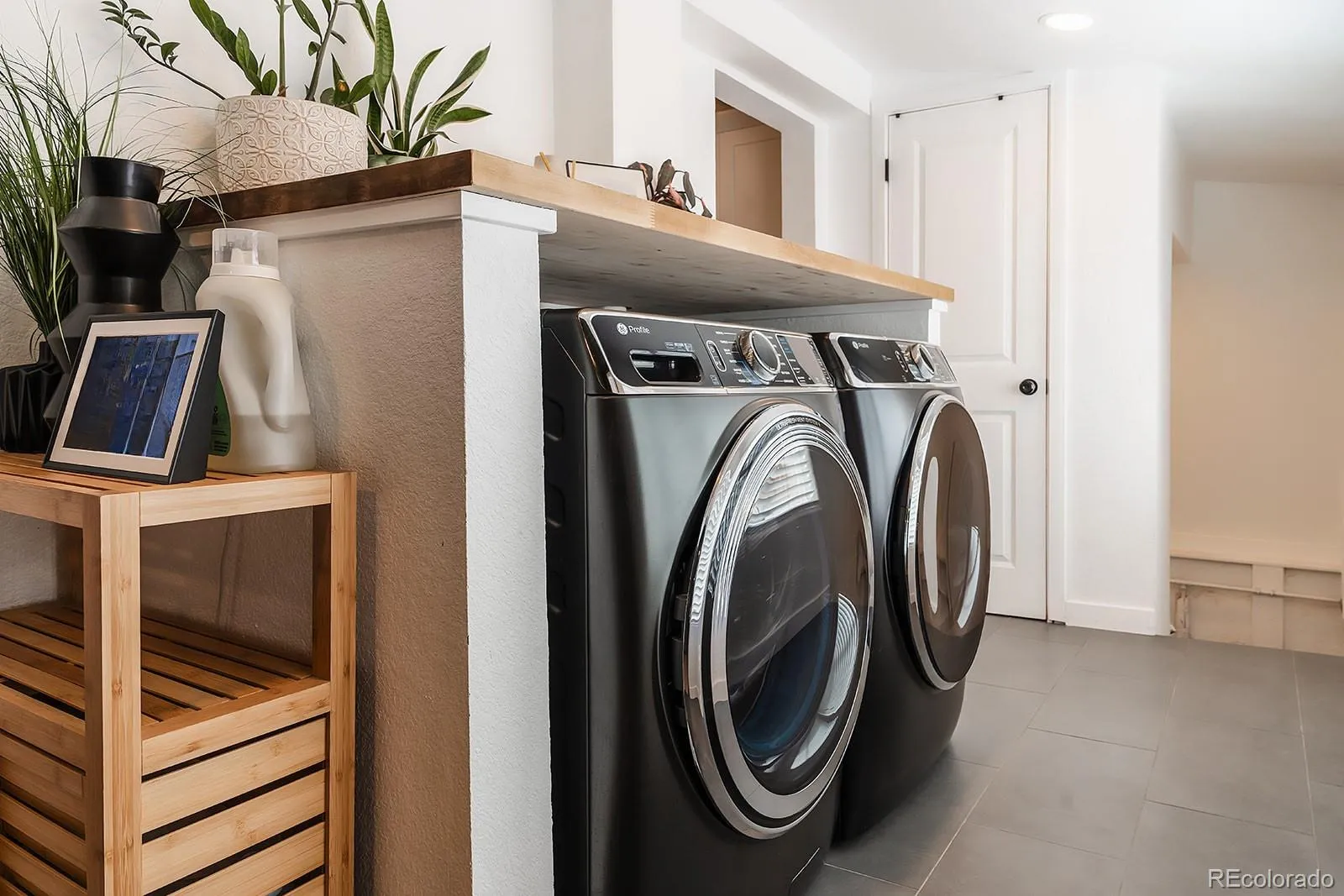 04152026194106 1600 14