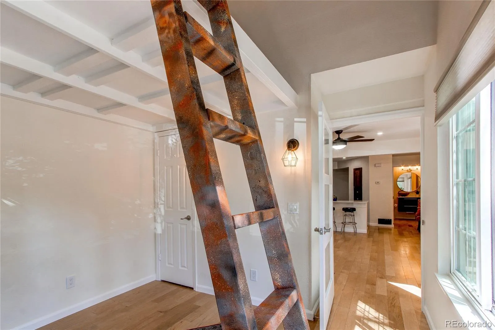 04042026170109 1600 13