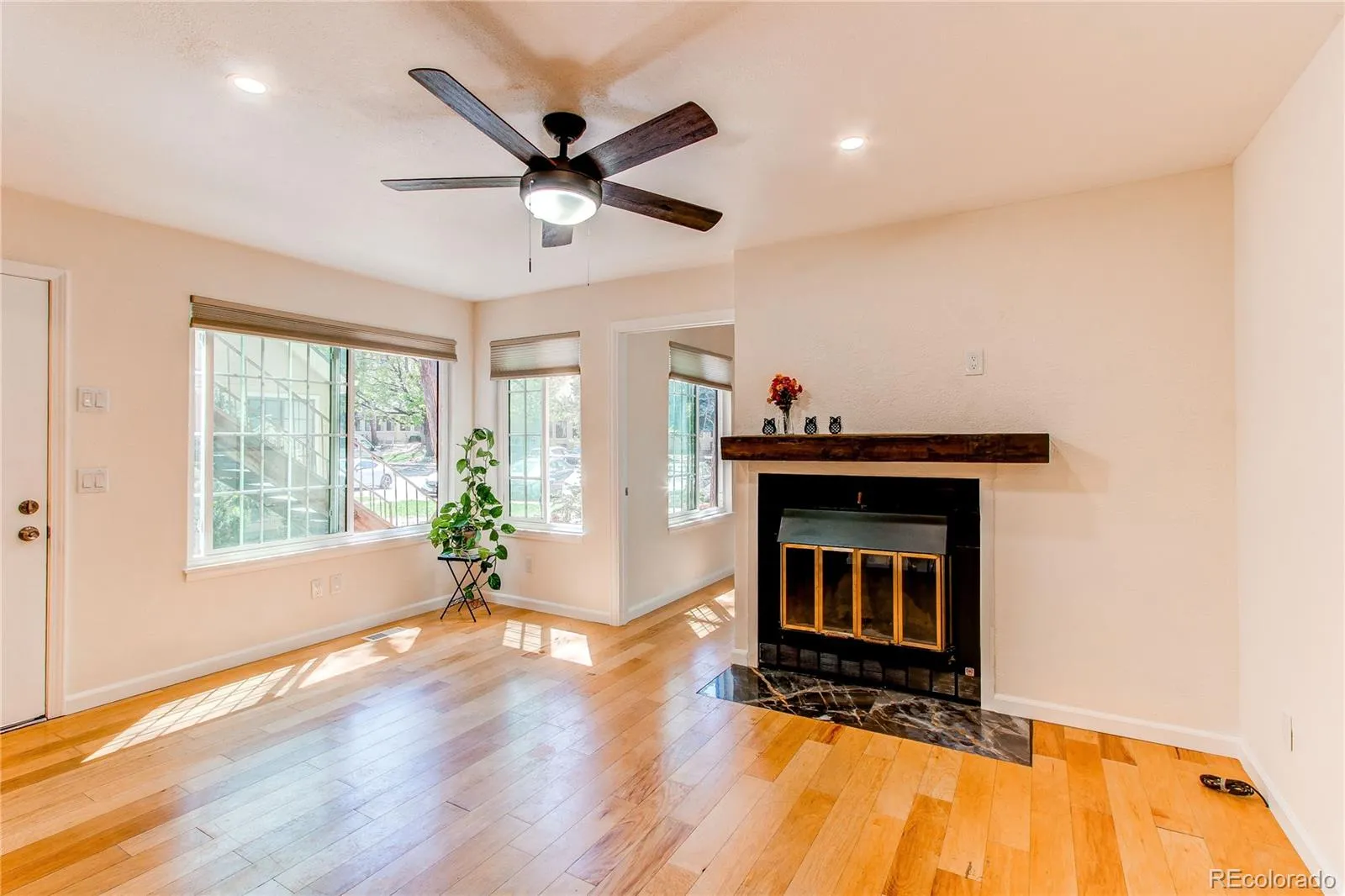 04042026170109 1600 6