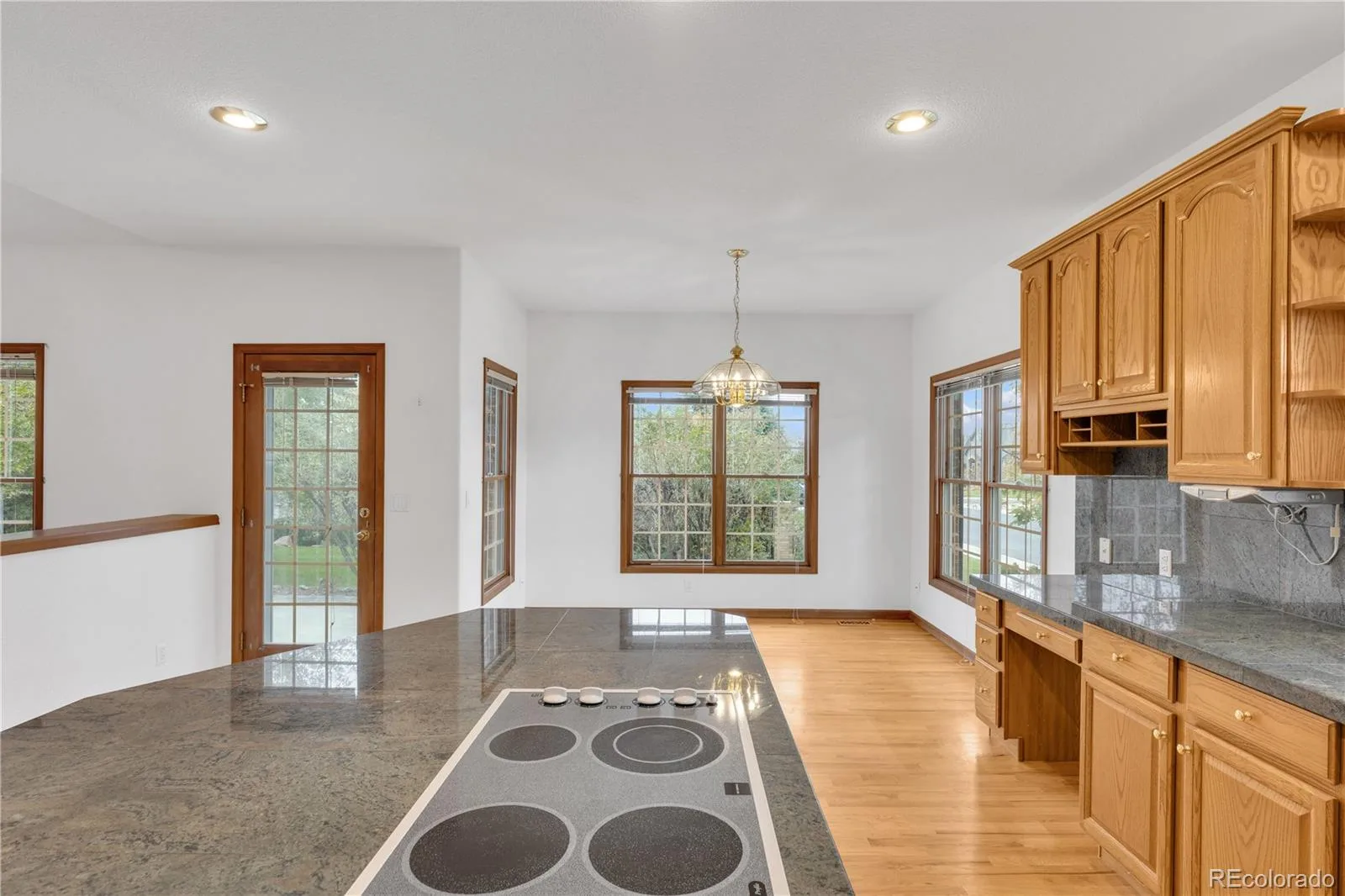 6201 S Potomac Way Centennial CO 80111 | MLS #REC9450428 10032026132930 1600 5