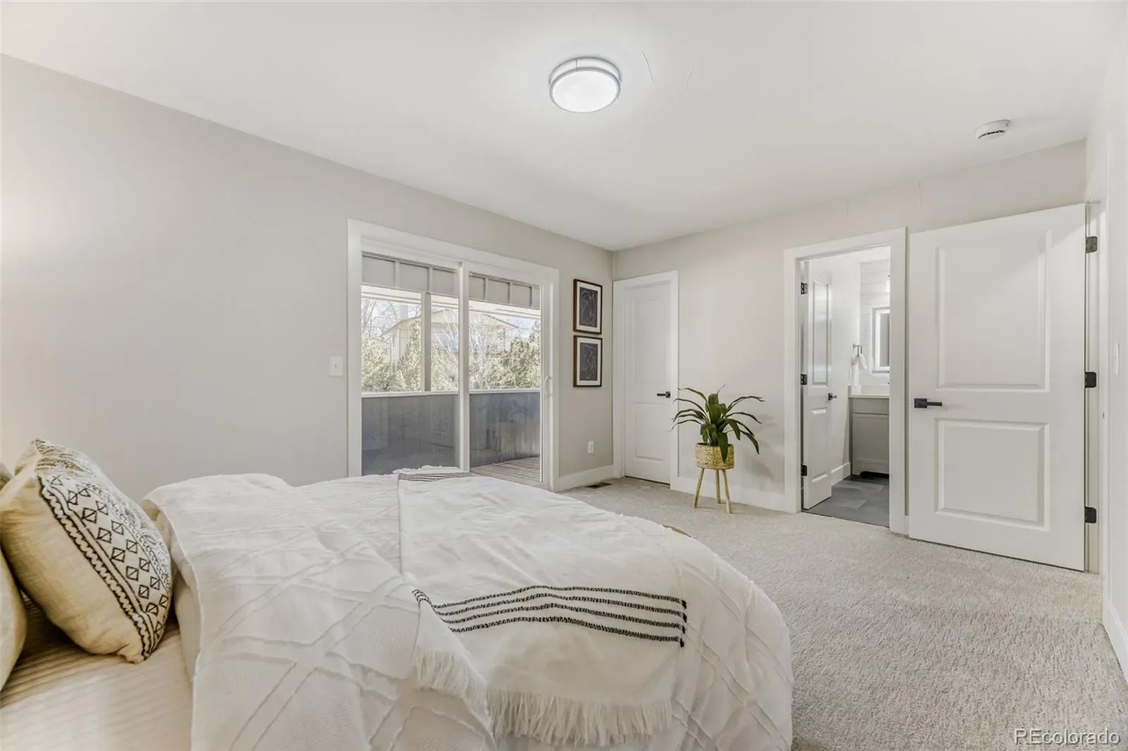 03112026230720 1600 11