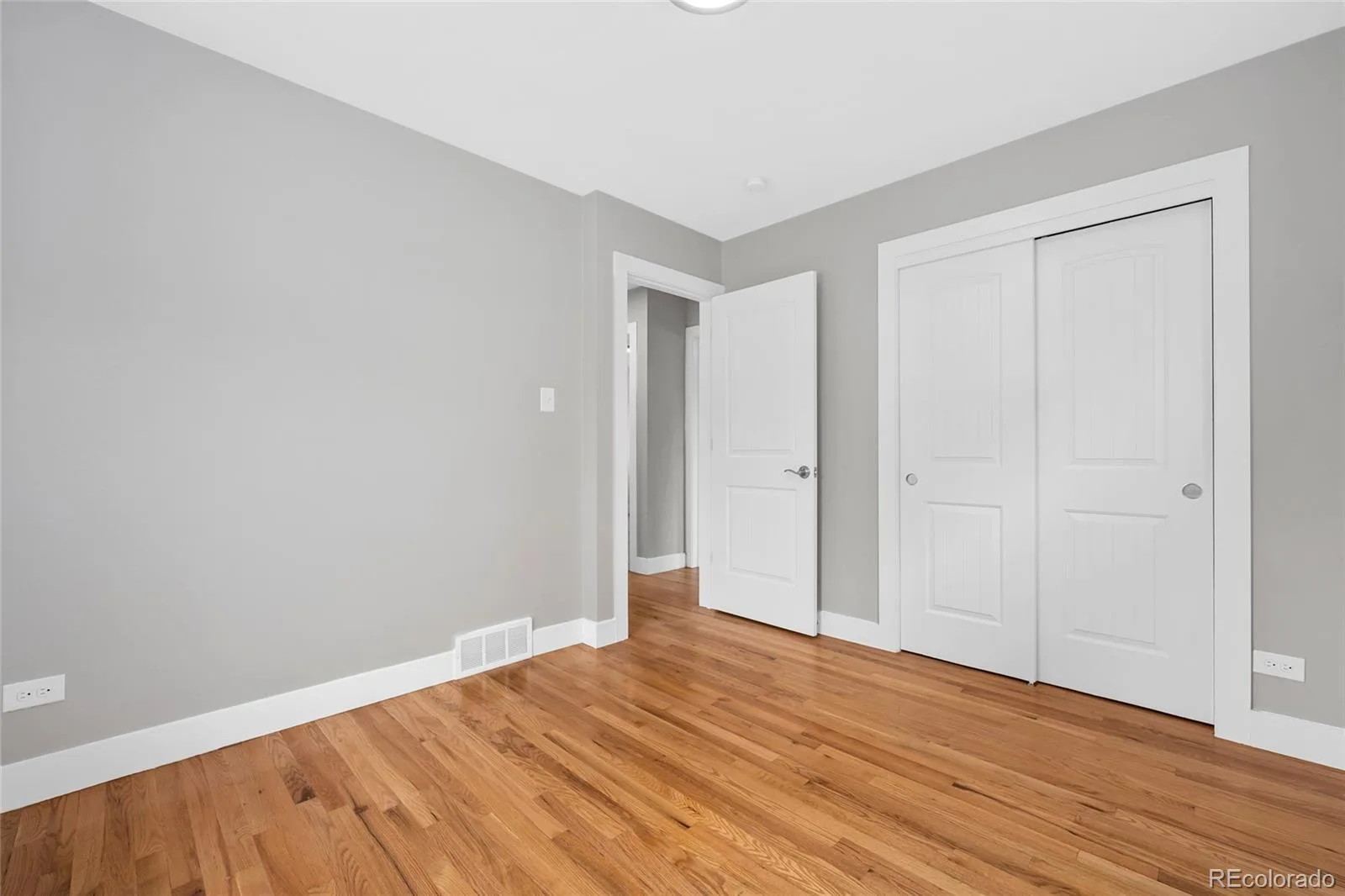 5060 W Vassar Avenue Denver CO 80219 | MLS #REC9451092 09222026172101 1600 15