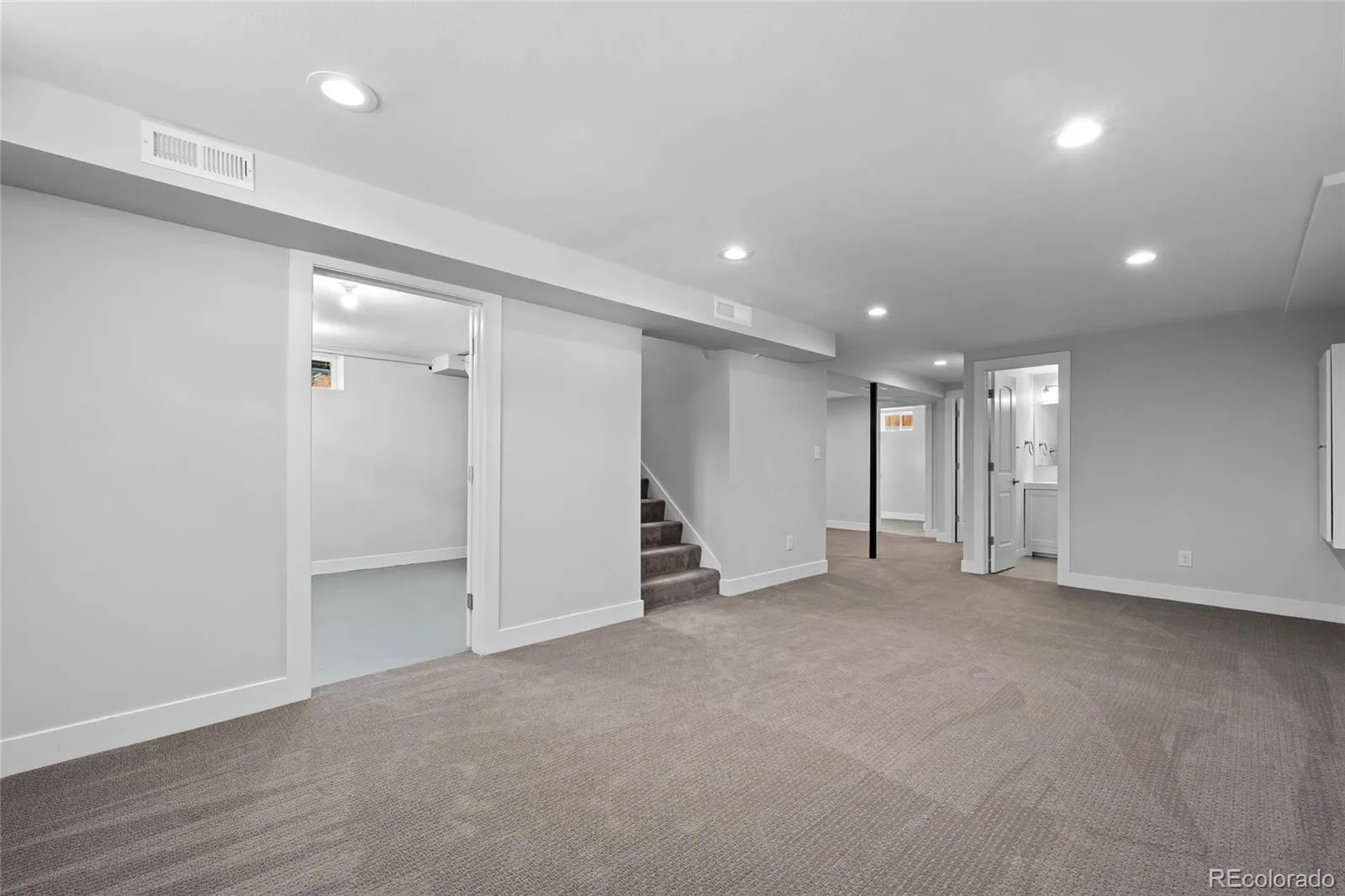 5060 W Vassar Avenue Denver CO 80219 | MLS #REC9451092 09222026172101 1600 24