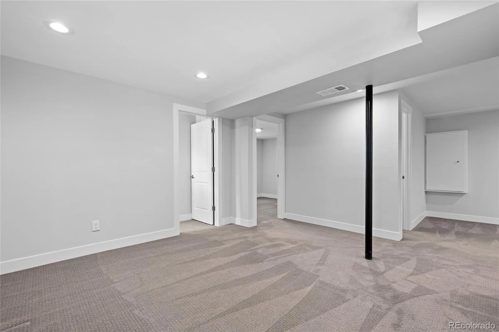 5060 W Vassar Avenue Denver CO 80219 | MLS #REC9451092 09222026172101 1600 29