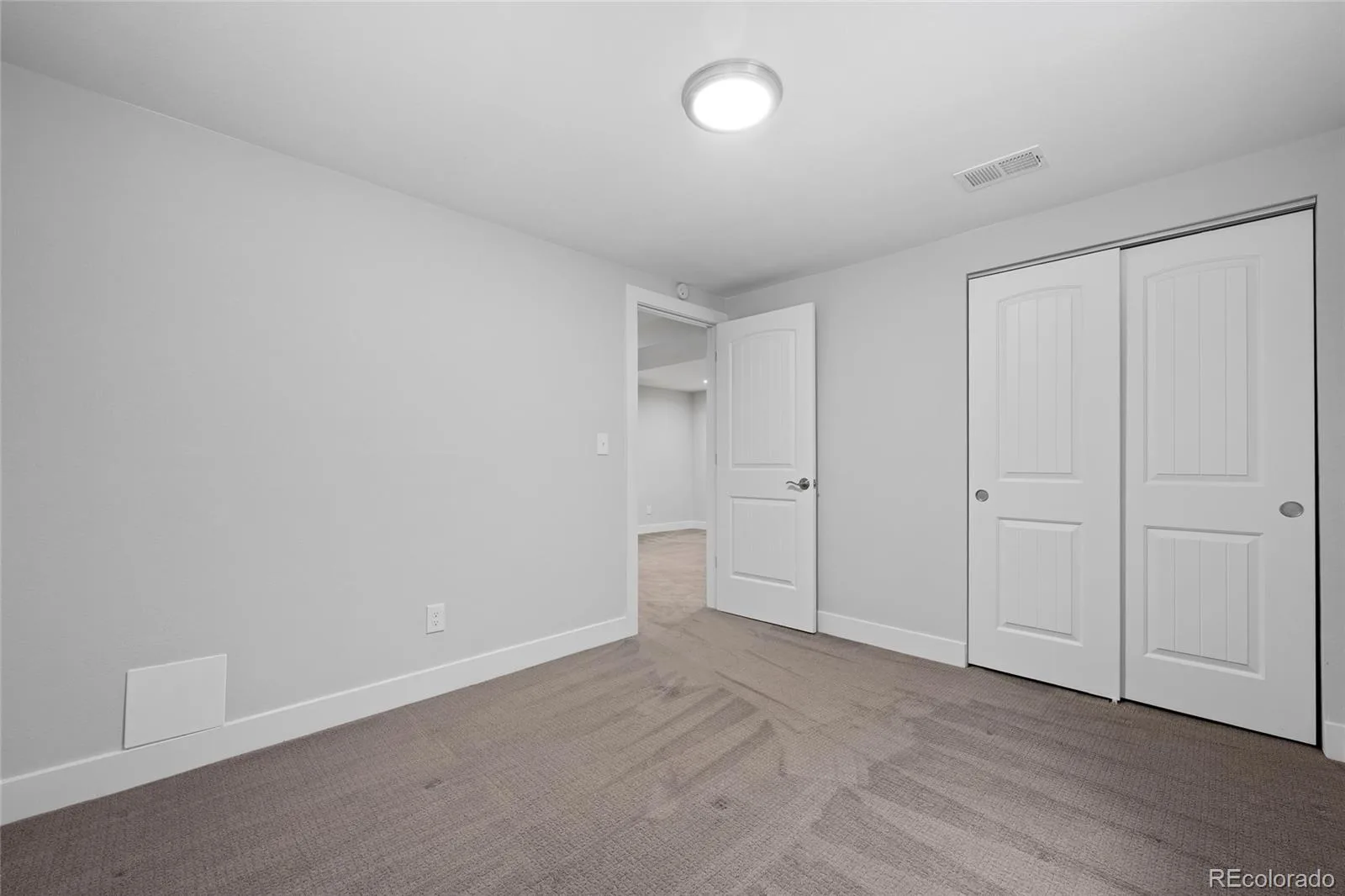 5060 W Vassar Avenue Denver CO 80219 | MLS #REC9451092 09222026172101 1600 33