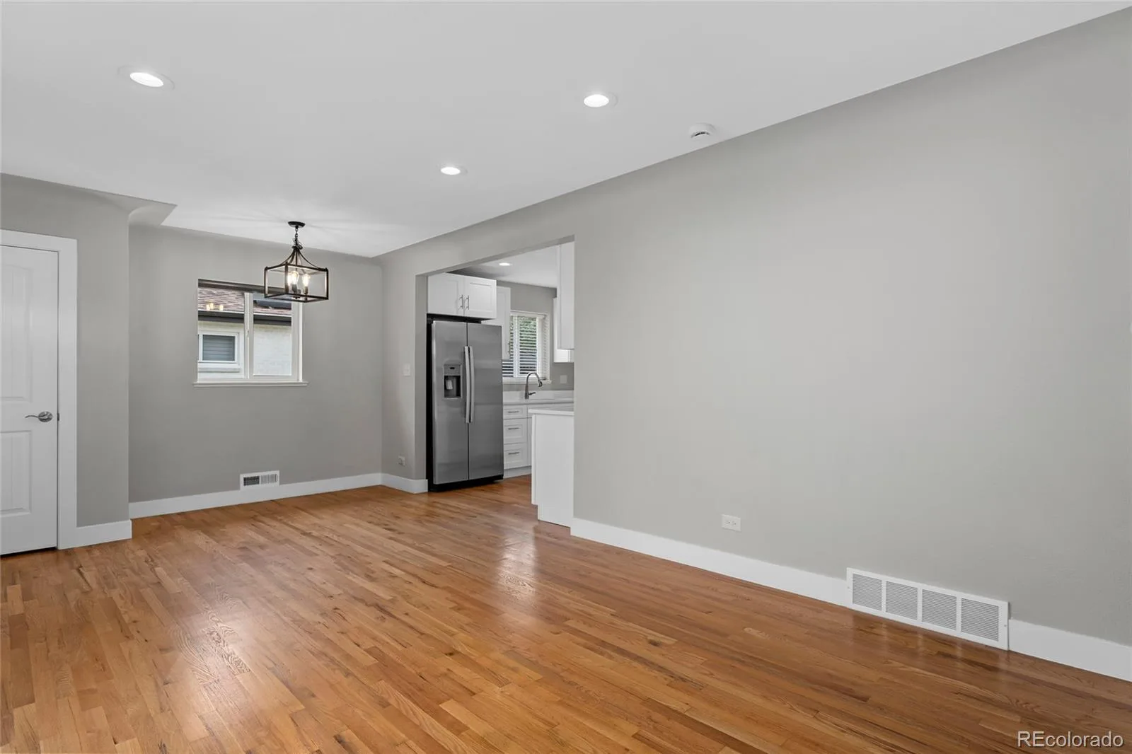 5060 W Vassar Avenue Denver CO 80219 | MLS #REC9451092 09222026172101 1600 5
