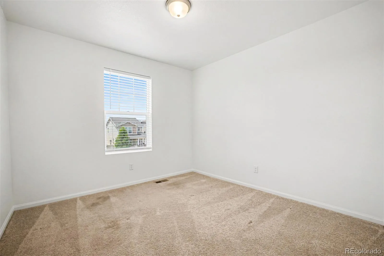 6532 N Cathay Street Denver CO 80249 | MLS #REC9451700 07212026211930 1600 26