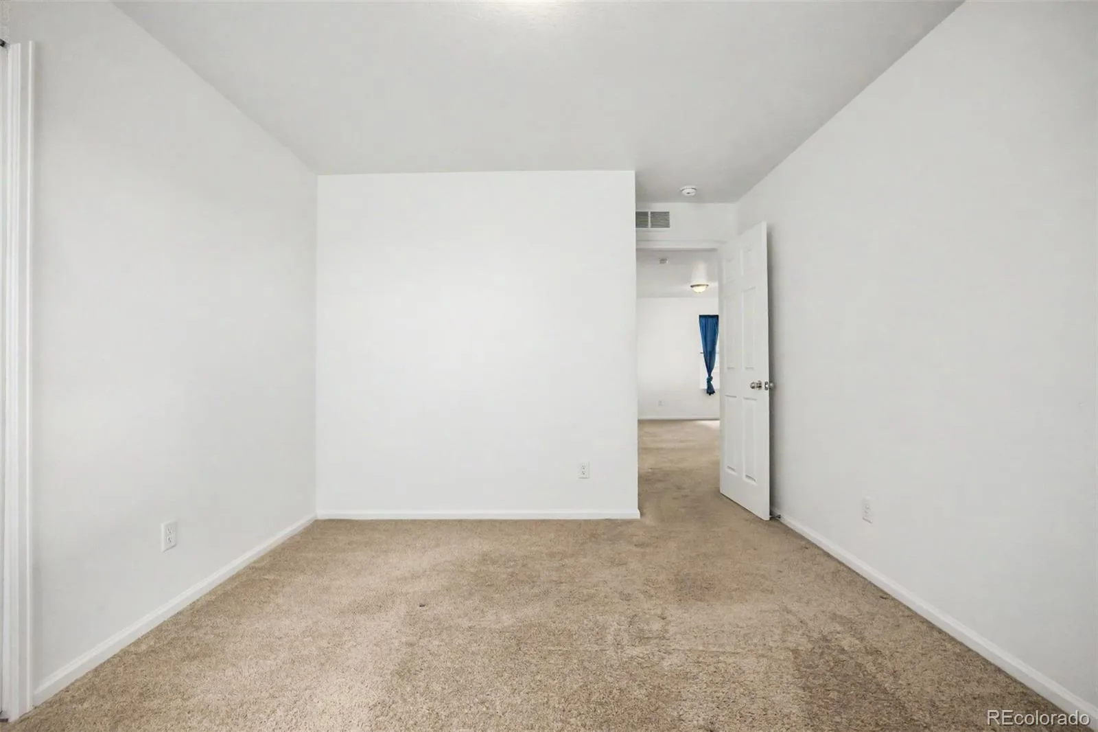 6532 N Cathay Street Denver CO 80249 | MLS #REC9451700 07212026211930 1600 29