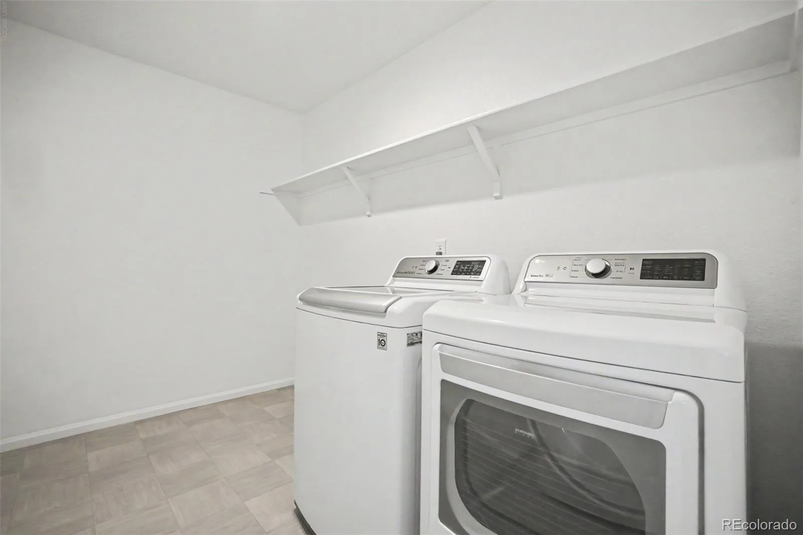 6532 N Cathay Street Denver CO 80249 | MLS #REC9451700 07212026211930 1600 31