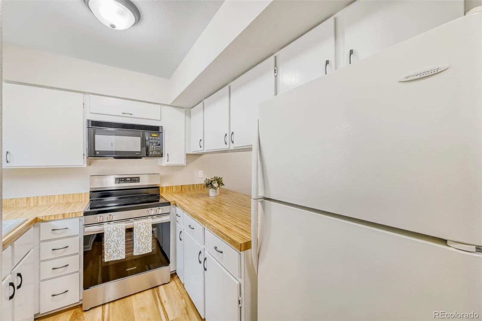6815 W 84th Way #41 Arvada CO 80003 | MLS #REC9452402 08142026155934 1600 4