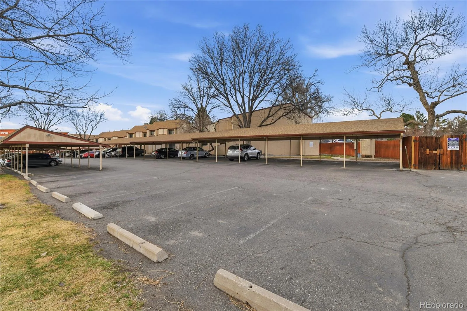 1060 S Parker Road #27 Denver CO 80231 | MLS #REC9452913 06302026160726 1600 25