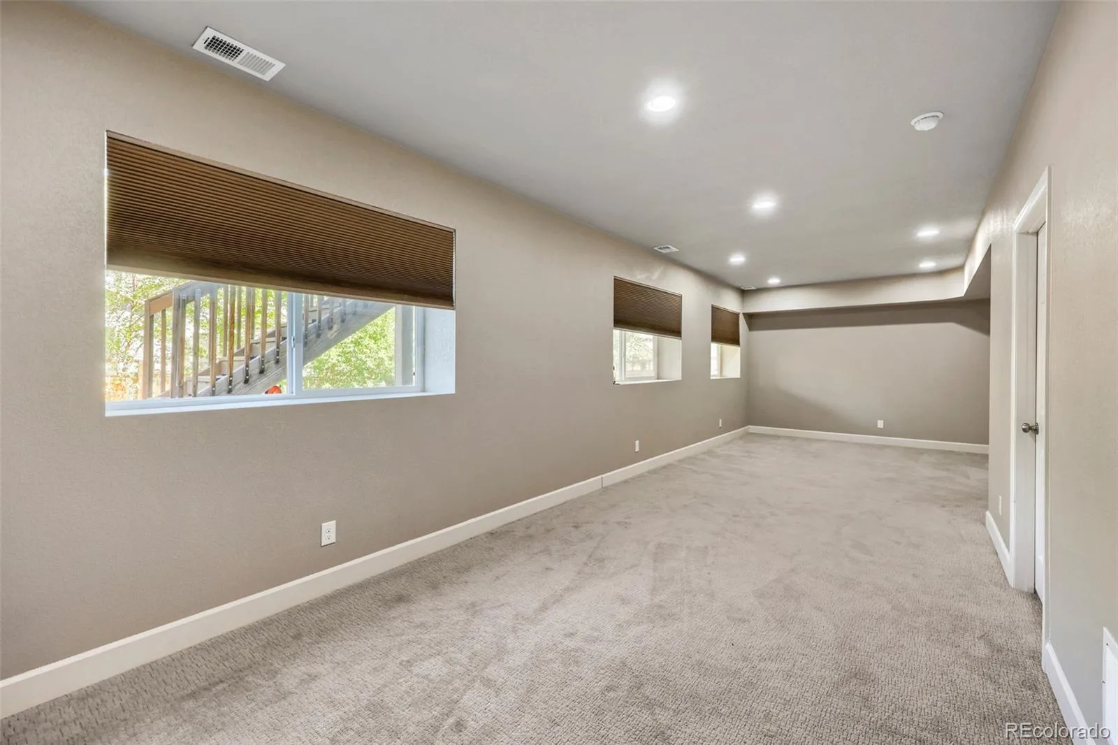7625 Blue Water Drive Castle Rock CO 80108 | MLS #REC9454007 09012026042651 1600 10