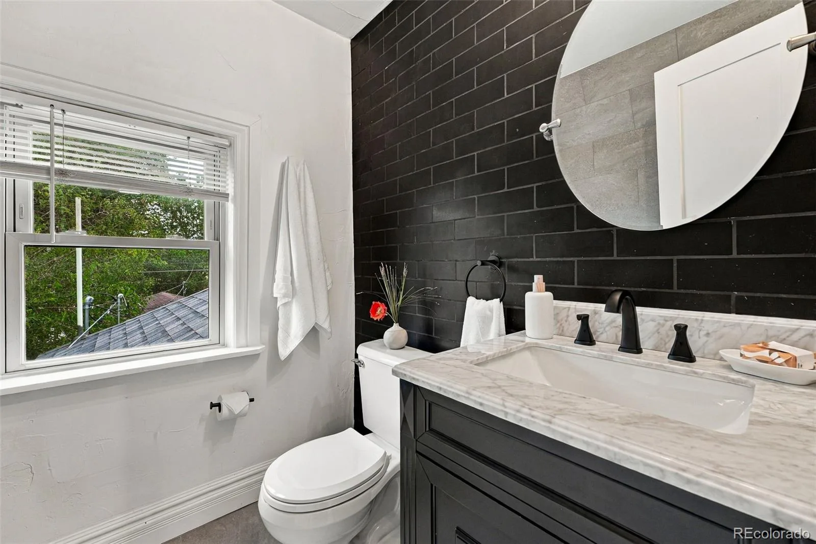 2130 N Gilpin Street Denver CO 80205 | MLS #REC9454023 10132026213459 1600 25