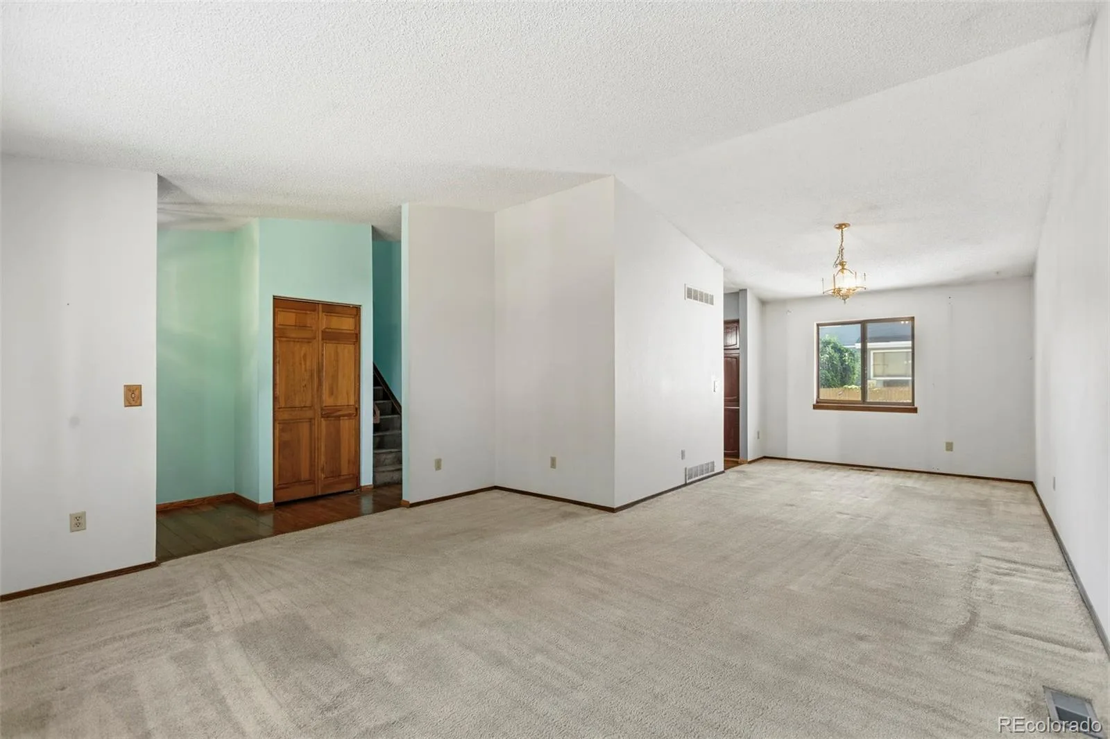 11750 E Asbury Avenue Aurora CO 80014 | MLS #REC9454626 06192026232339 1600 11