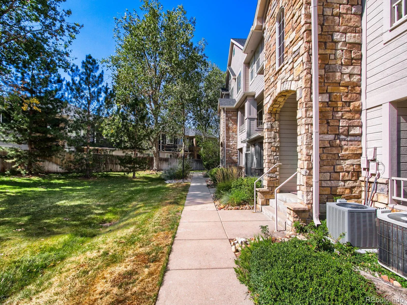 9468 E Florida Avenue #2044 Denver CO 80247 | MLS #REC9456399 10022026161619 1600 12