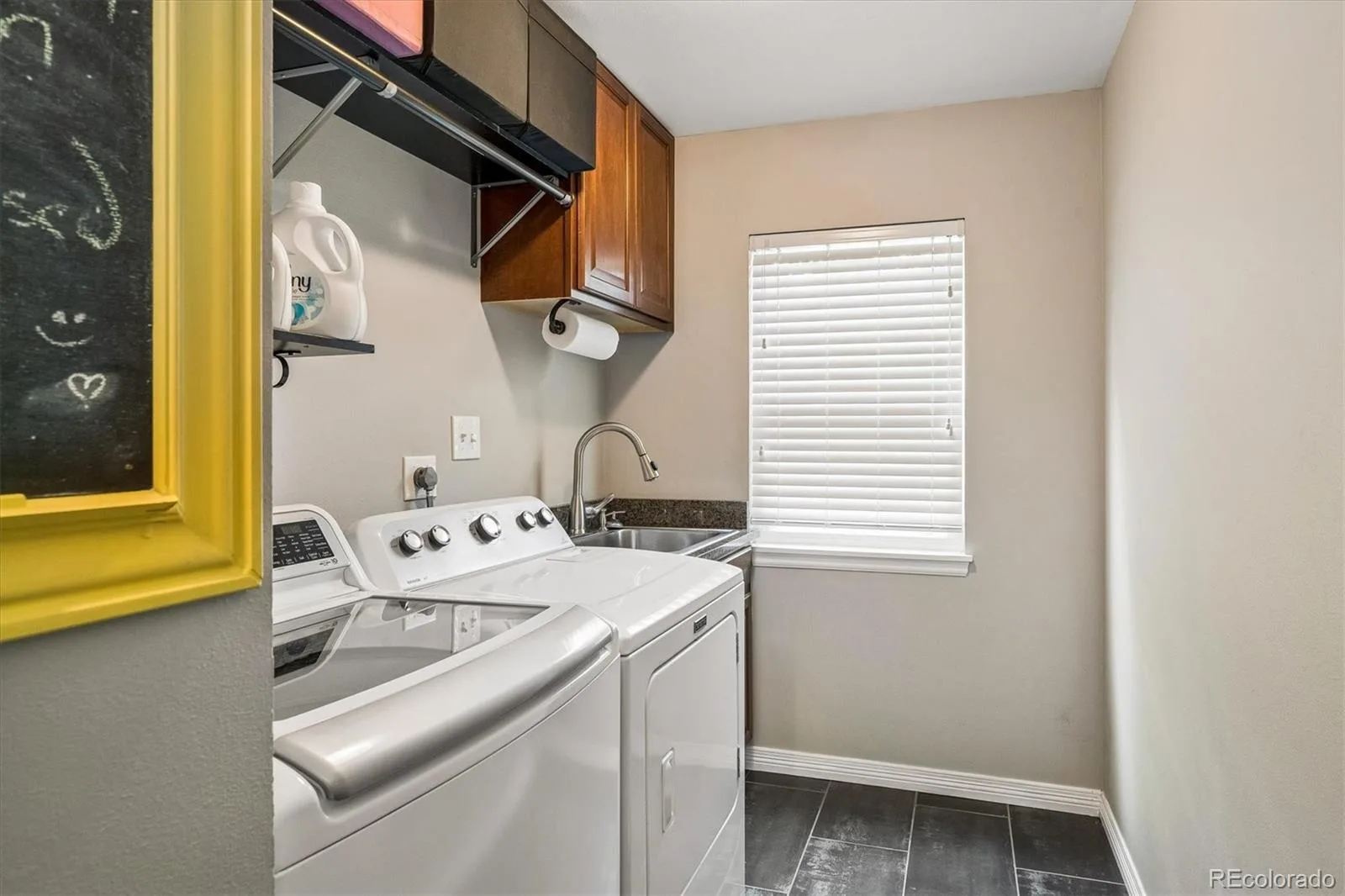 1942 Sundrop Trail Highlands Ranch CO 80126 | MLS #REC9459086 08202026204908 1600 19