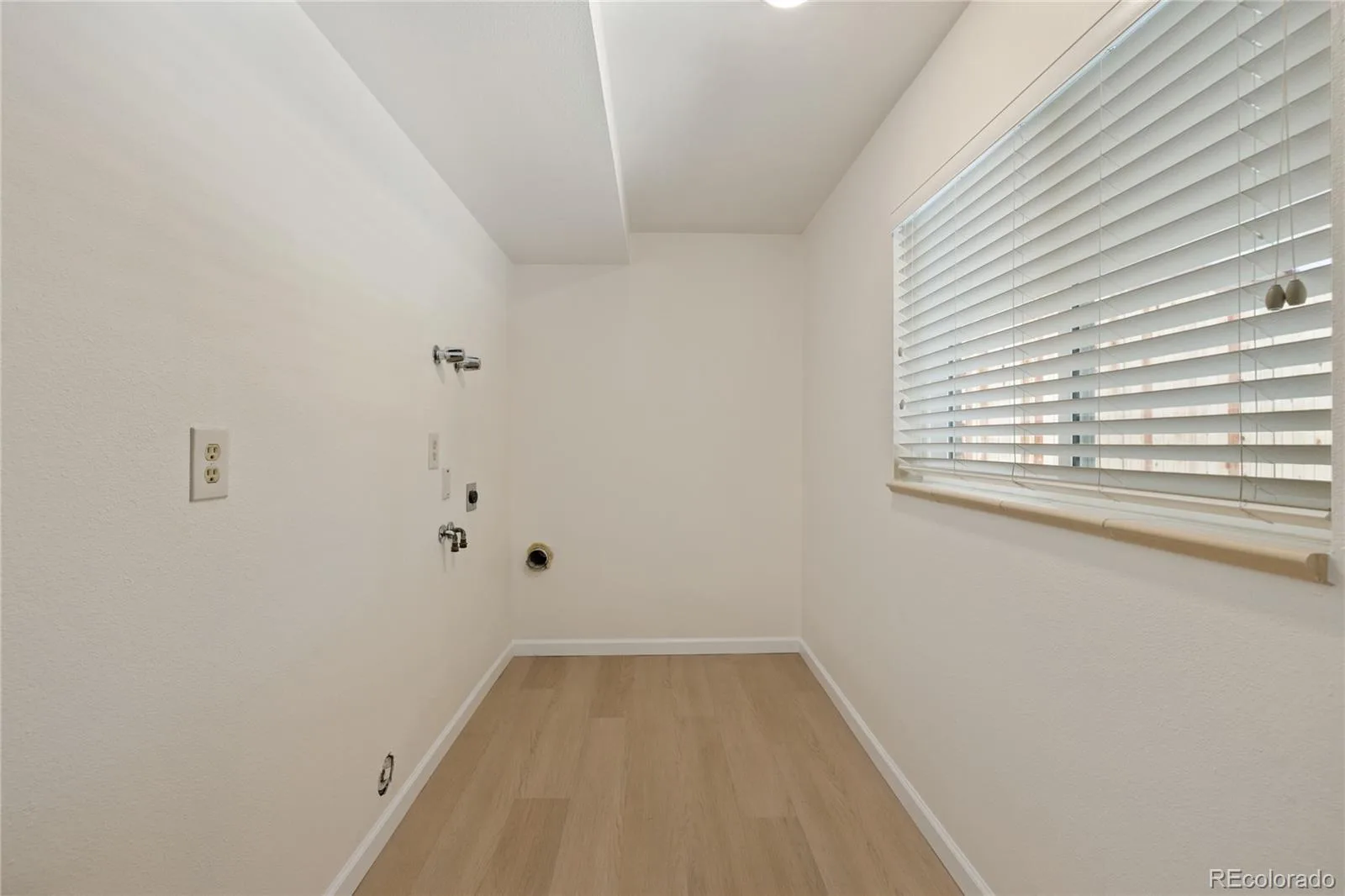 241 S Leyden Denver CO 80224 | MLS #REC9459464 08192026034647 1600 29