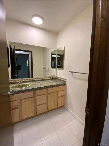 241 S Leyden Denver CO 80224 | MLS #REC9459464 08192026034647 800 18