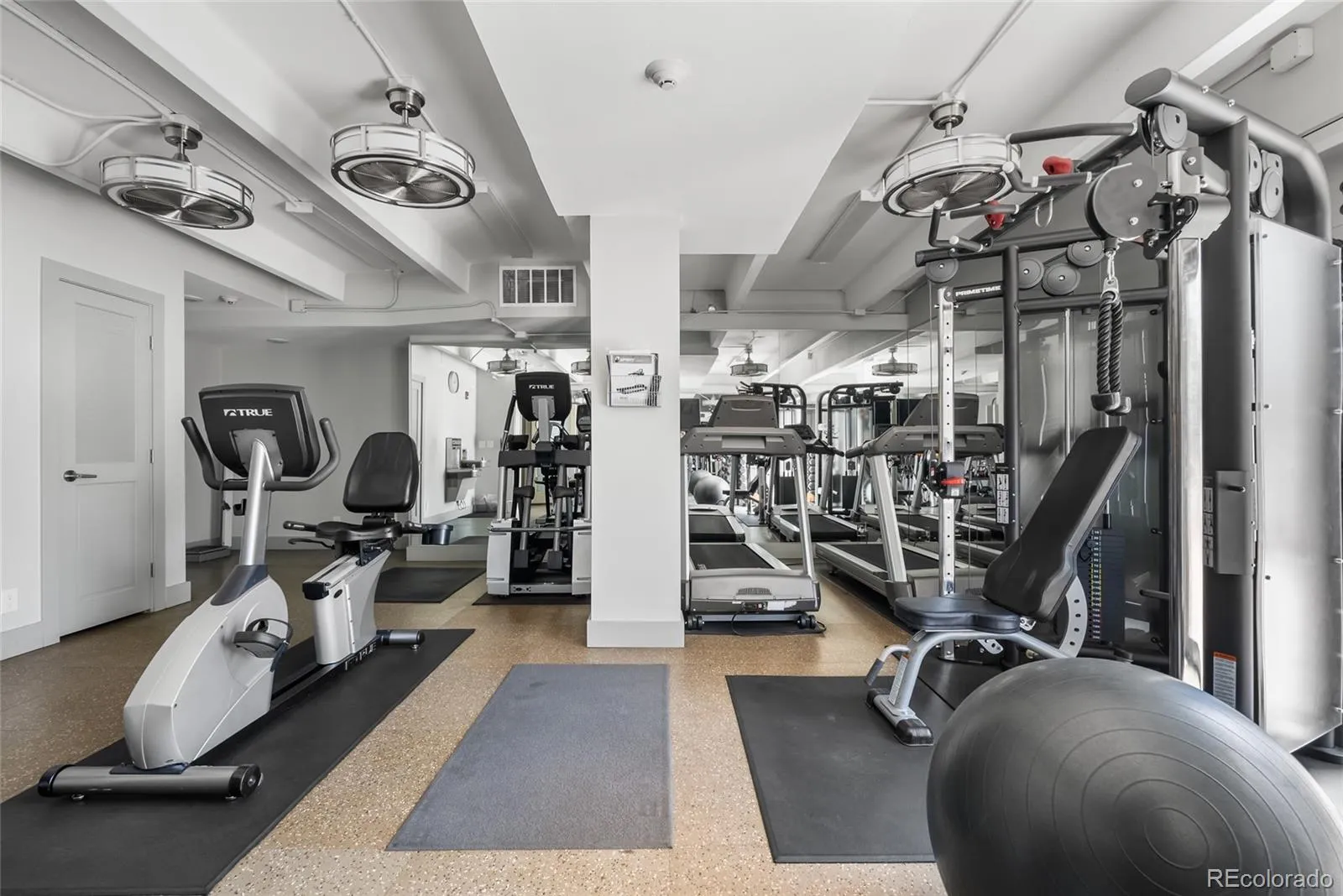 130 N Pearl Street #1206 Denver CO 80203 MLS #REC9462418 04272026153741 1600 44