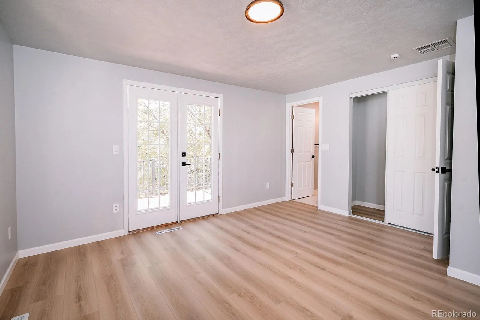 6637 W 95th Place Broomfield CO 80021 MLS #REC9465248 05102026194627 1600 17