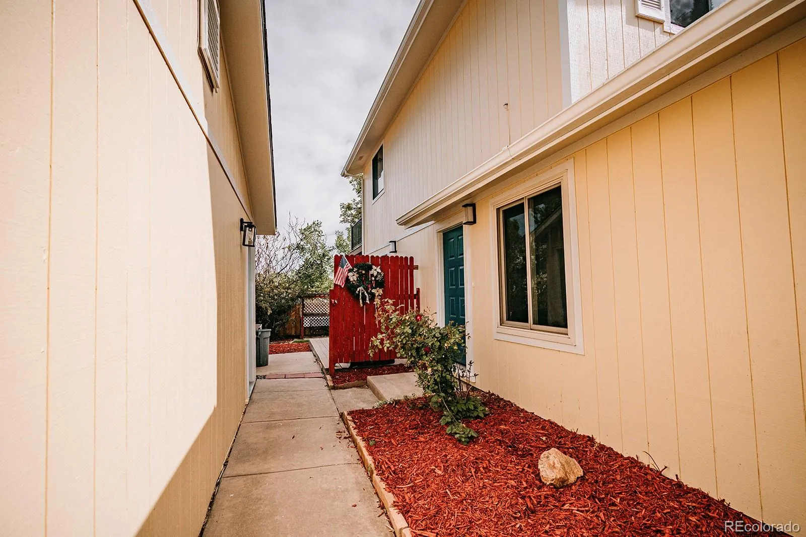 6637 W 95th Place Broomfield CO 80021 MLS #REC9465248 05102026194627 1600 2