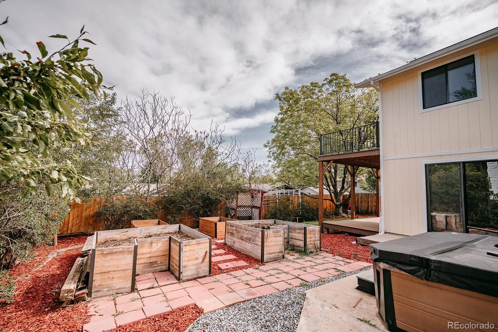 6637 W 95th Place Broomfield CO 80021 MLS #REC9465248 05102026194627 1600 22